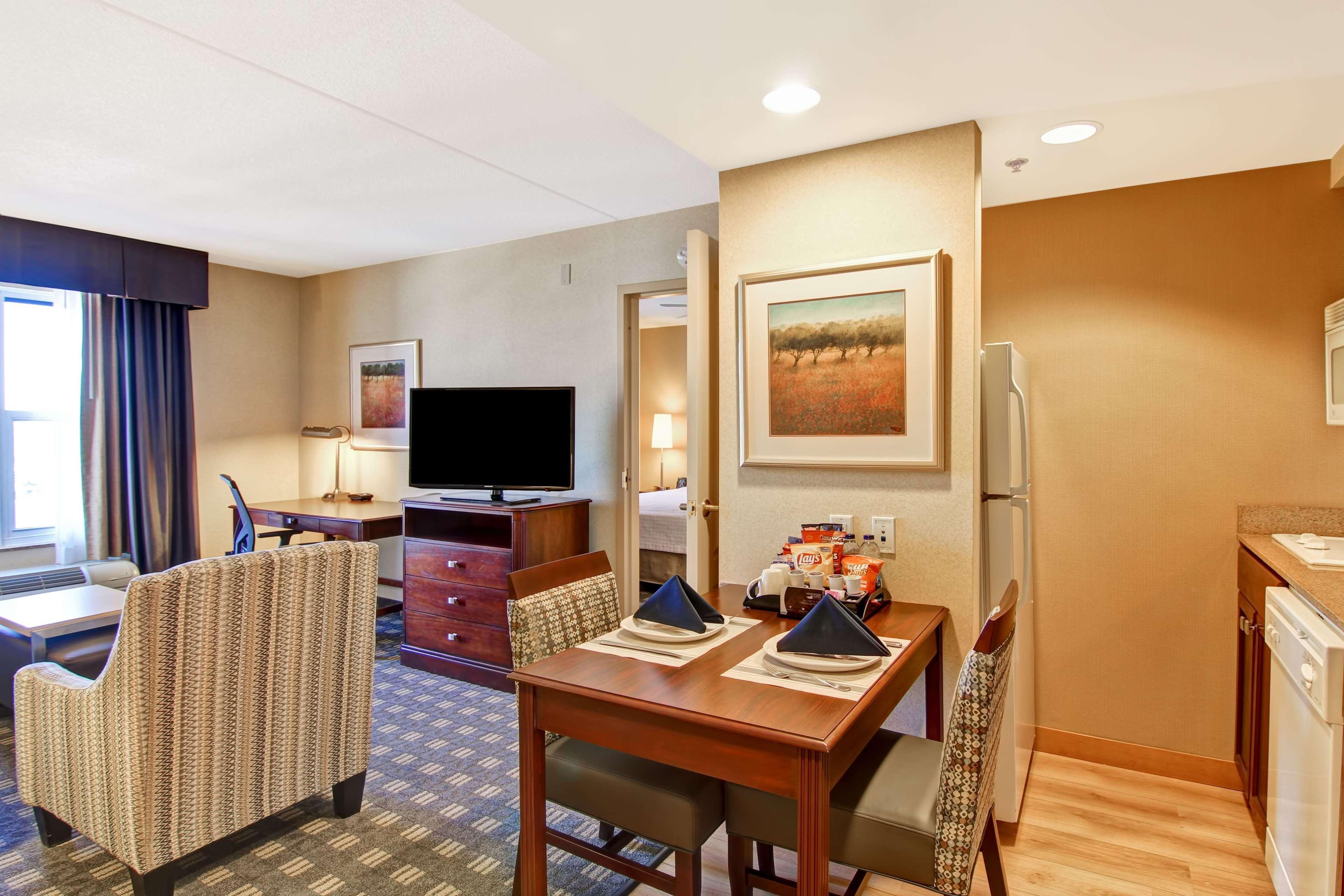 Homewood Suites By Hilton Toronto-Mississauga Zewnętrze zdjęcie