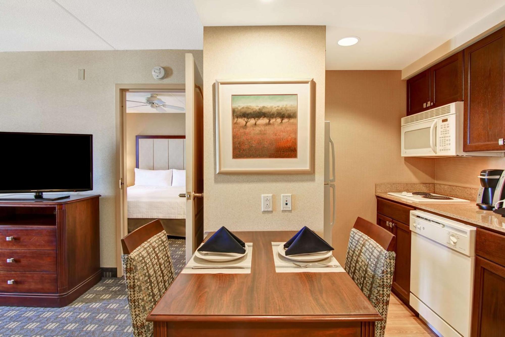 Homewood Suites By Hilton Toronto-Mississauga Zewnętrze zdjęcie